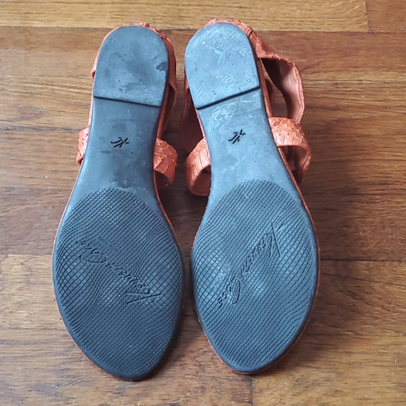 Kenneth Cole Knotted Love Gladiator Sandals - Picture 6 of 6